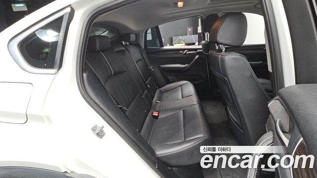 BMW X4 2015 — photo 17