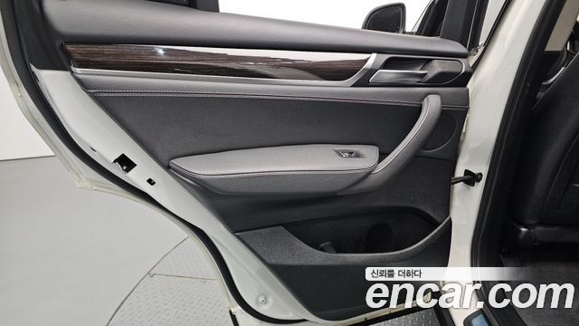 BMW X4 2015 — photo 15