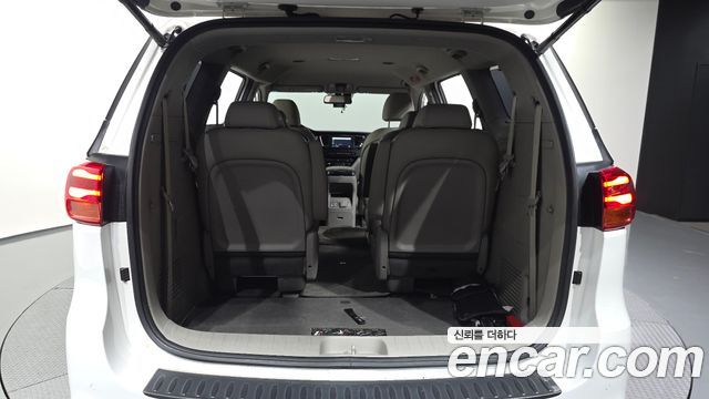Kia Canival 2020 — photo 26