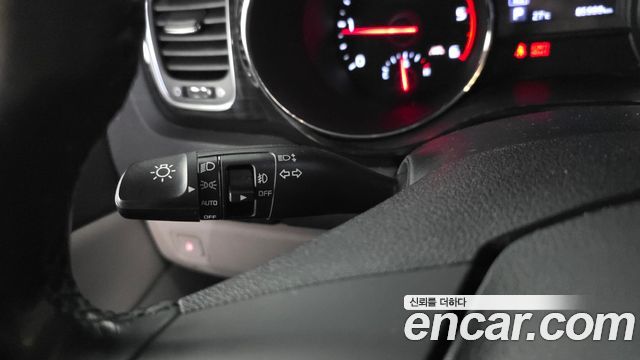 Kia Canival 2020 — photo 29