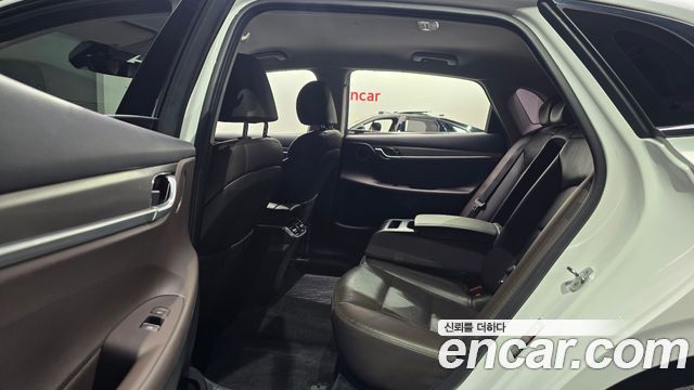 Hyundai Grandeur 2022 — photo 18