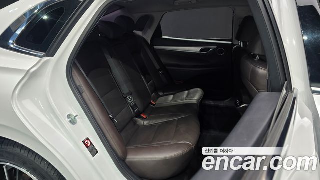 Hyundai Grandeur 2022 — photo 16