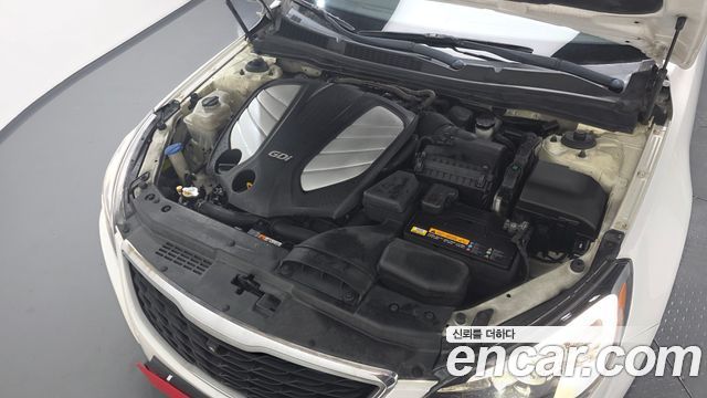 Kia K7 2012 — photo 6