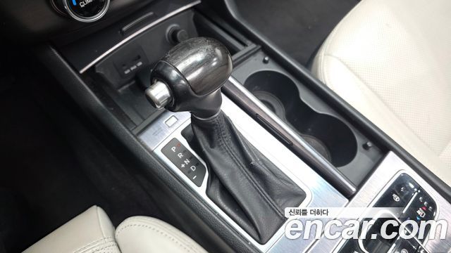 Kia K7 2012 — photo 9