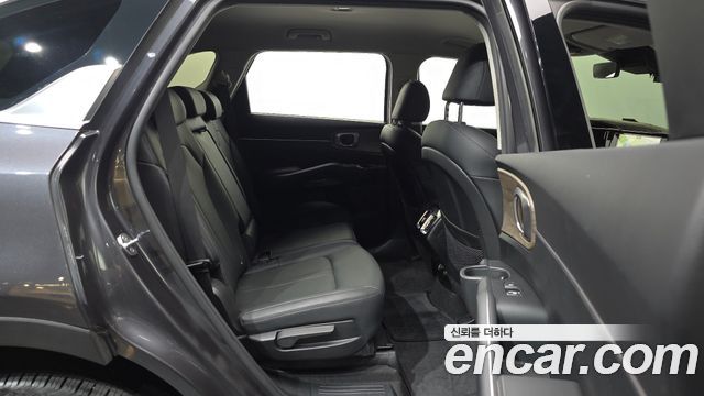Kia Sorento 2022 — photo 18