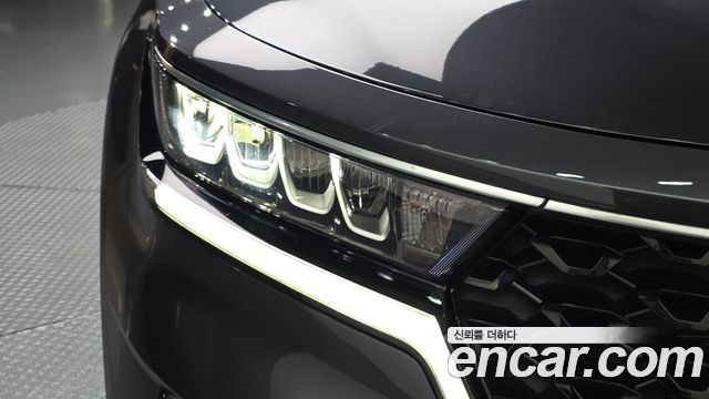 Kia Sorento 2022 — photo 8