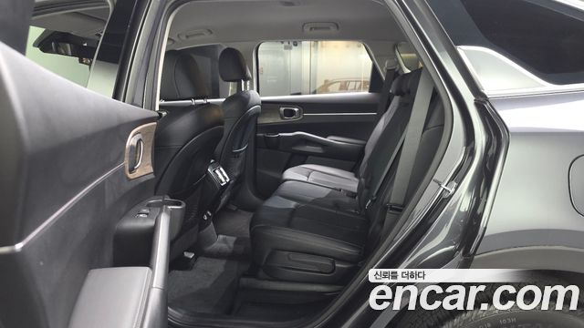 Kia Sorento 2022 — photo 16