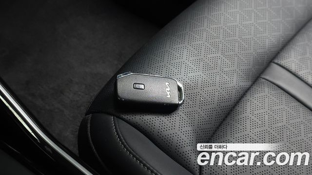 Kia Sorento 2022 — photo 31