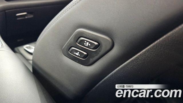 Hyundai Santafe 2022 — photo 19