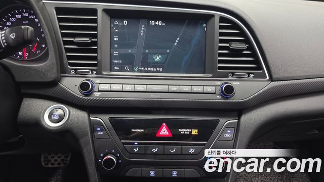 Hyundai AVANTE 2018 — photo 20