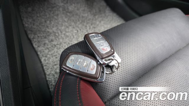 Hyundai AVANTE 2018 — photo 23