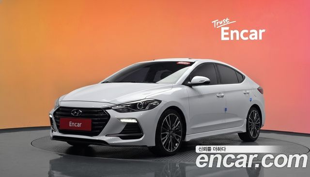 Hyundai AVANTE 2018 — photo 1