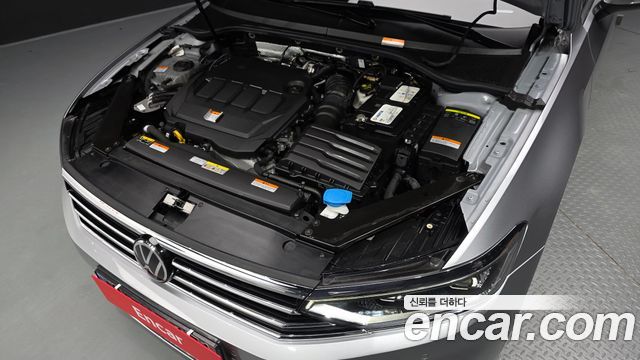 Volkswagen Passat 2022 — photo 6