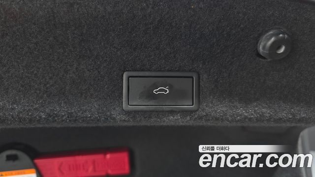 Volkswagen Passat 2022 — photo 27