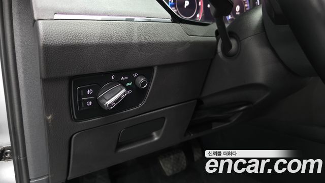 Volkswagen Passat 2022 — photo 34