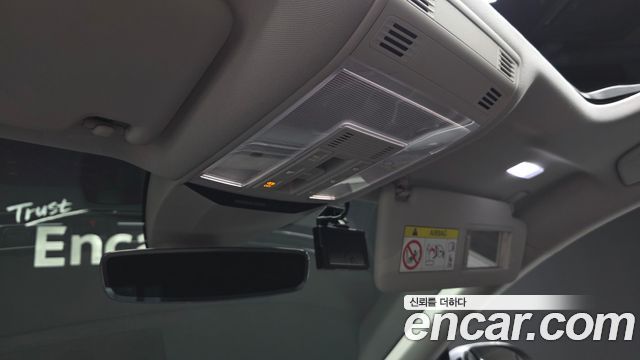 Volkswagen Passat 2022 — photo 35