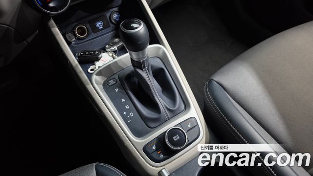 Hyundai Venue 2020 — photo 12