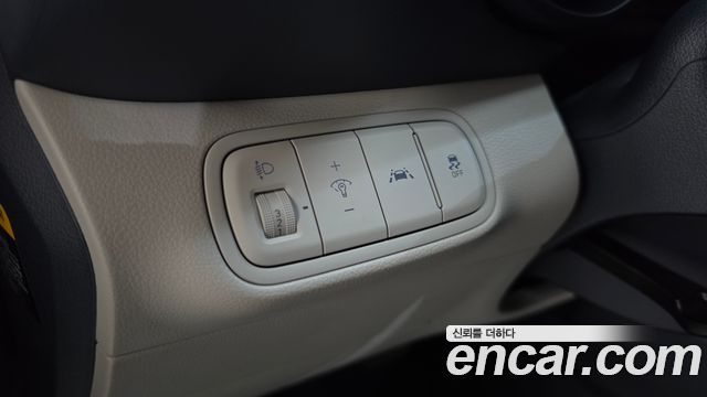 Hyundai Venue 2020 — photo 25