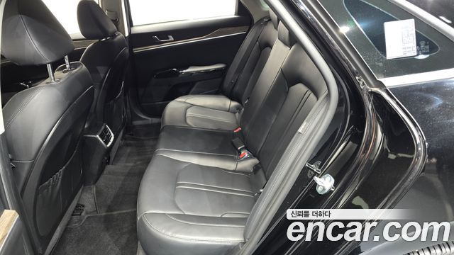 Kia K5 2021 — photo 17