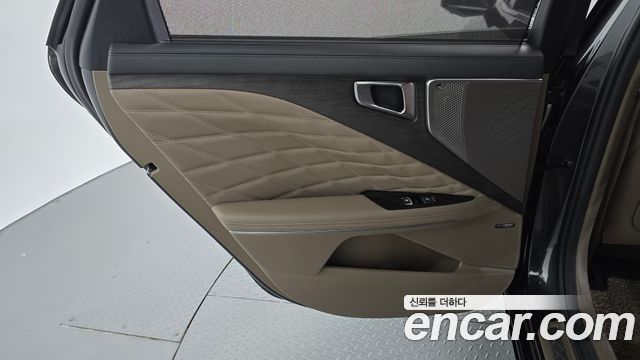 Kia K8 2022 — photo 15
