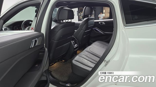 BMW X6 2020 — photo 17