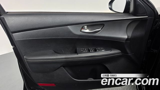 Kia K3 2019 — photo 14