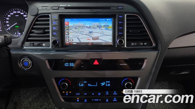 Hyundai Sonata 2015 — photo 16