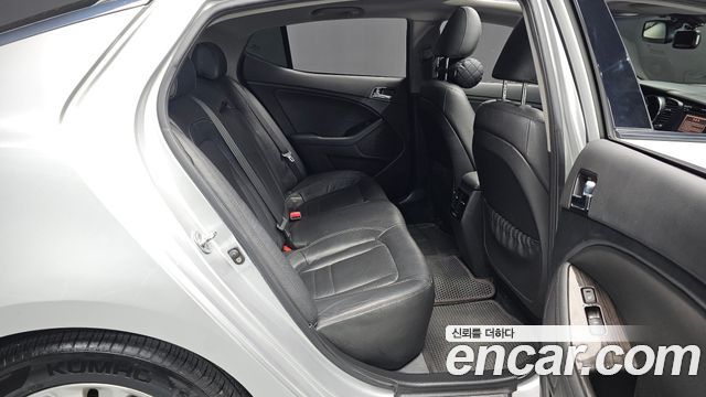Kia K5 2013 — photo 11