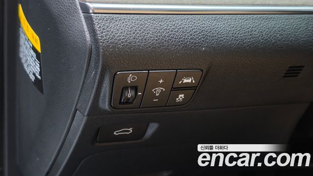 Kia K5 2020 — photo 29