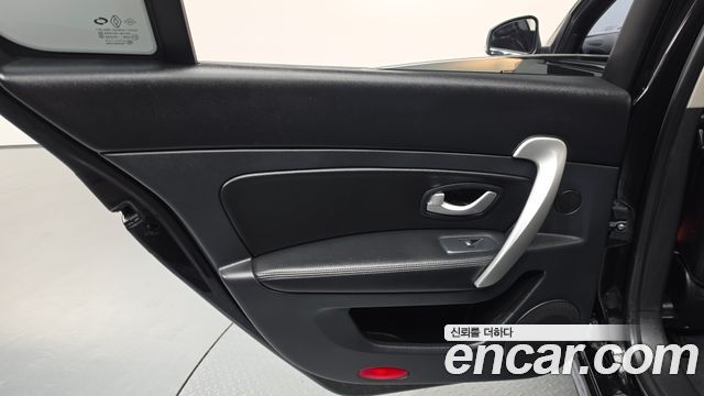 Renault Korea SM5  2018 — photo 15