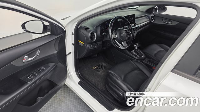 Kia K3 2020 — photo 13