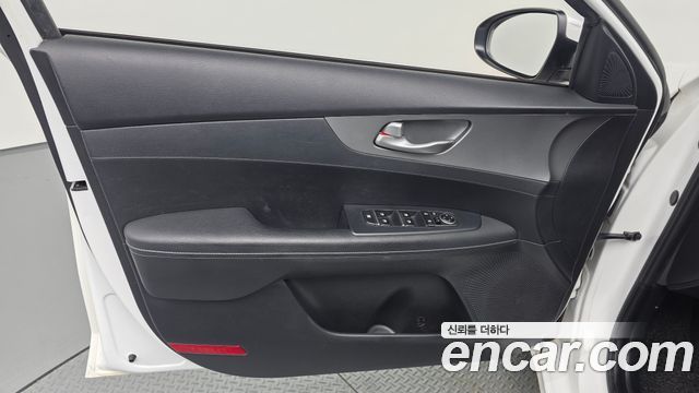 Kia K3 2020 — photo 14
