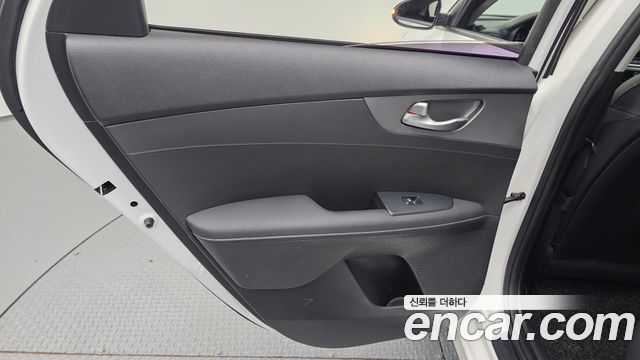 Kia K3 2020 — photo 15