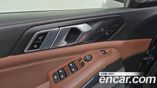 BMW X5 2022 — photo 29