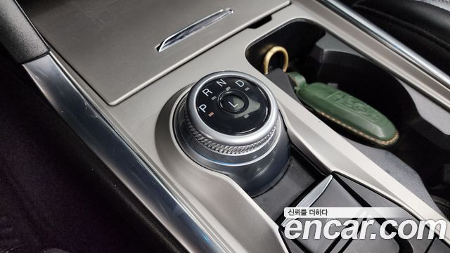Ford Explorer 2022 — photo 12
