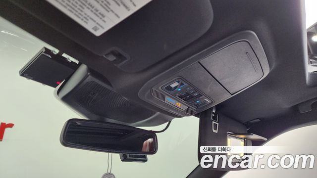 Ford Explorer 2022 — photo 31