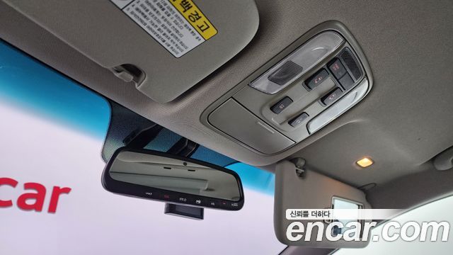 Kia Canival 2019 — photo 22