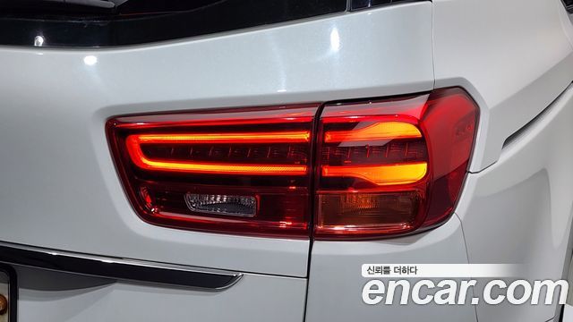 Kia Canival 2019 — photo 9