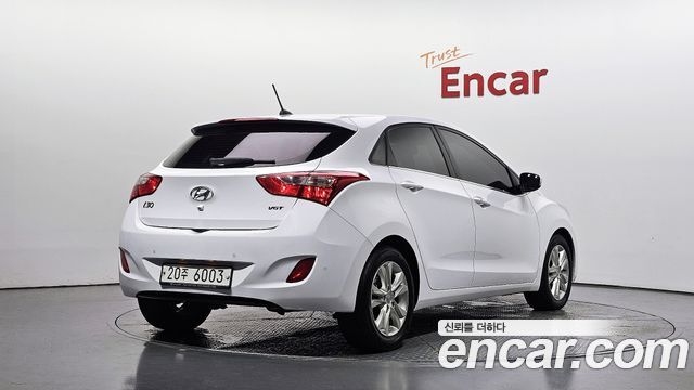 Hyundai i30 2015 — photo 2
