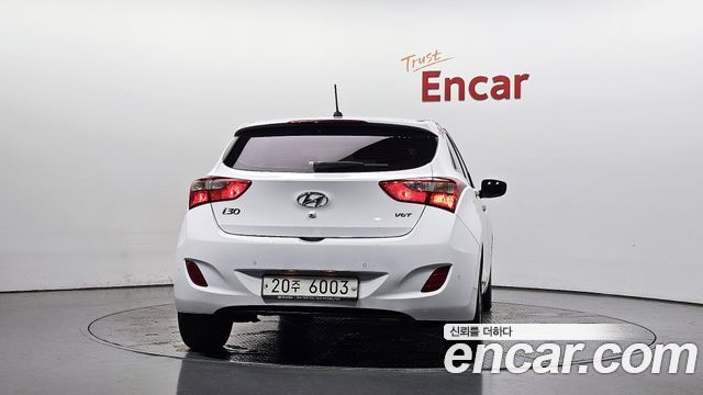 Hyundai i30 2015 — photo 4
