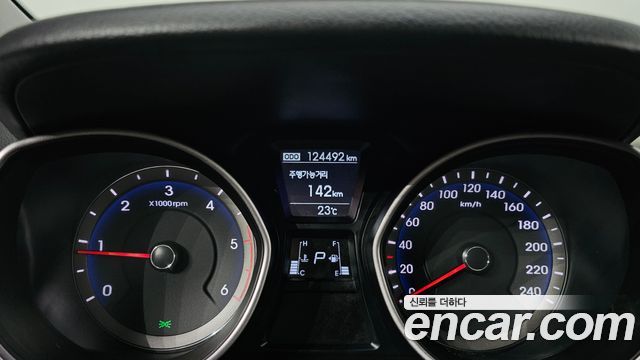Hyundai i30 2015 — photo 11