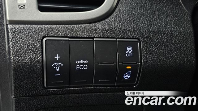 Hyundai i30 2015 — photo 26