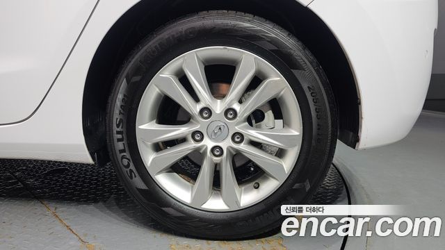Hyundai i30 2015 — photo 7
