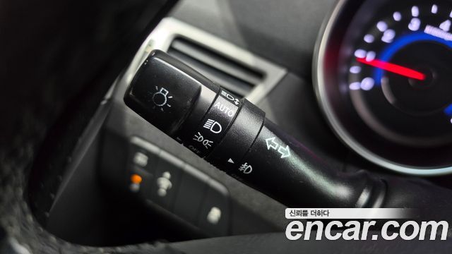 Hyundai AVANTE 2015 — photo 20