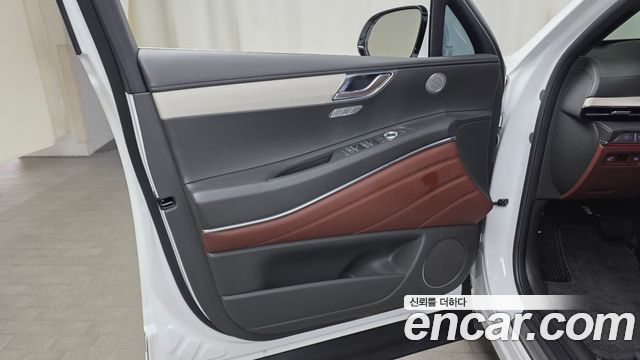 Genesis GV80 2024 — photo 14