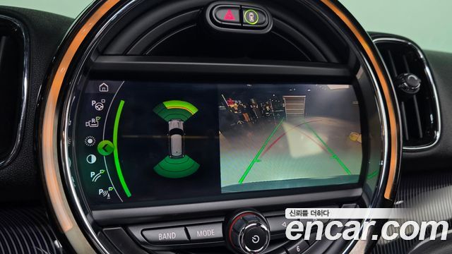 Mini Countryman 2019 — photo 16