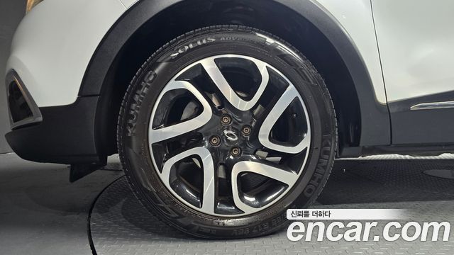 Renault Korea QM3 2017 — photo 5