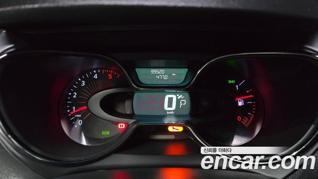 Renault Korea QM3 2017 — photo 8