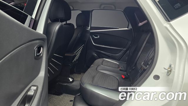 Renault Korea QM3 2017 — photo 12