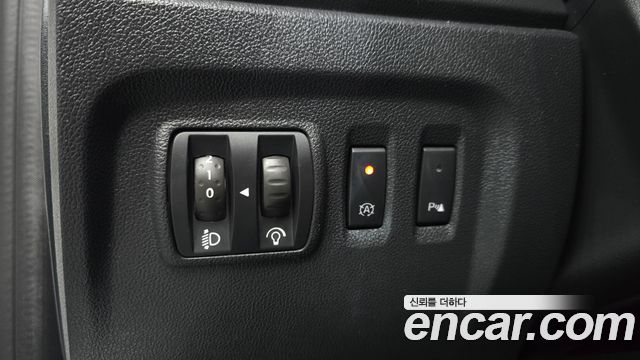 Renault Korea QM3 2017 — photo 14